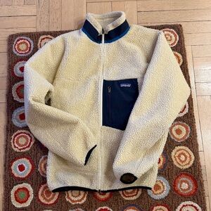 Patagonia fleece jacket